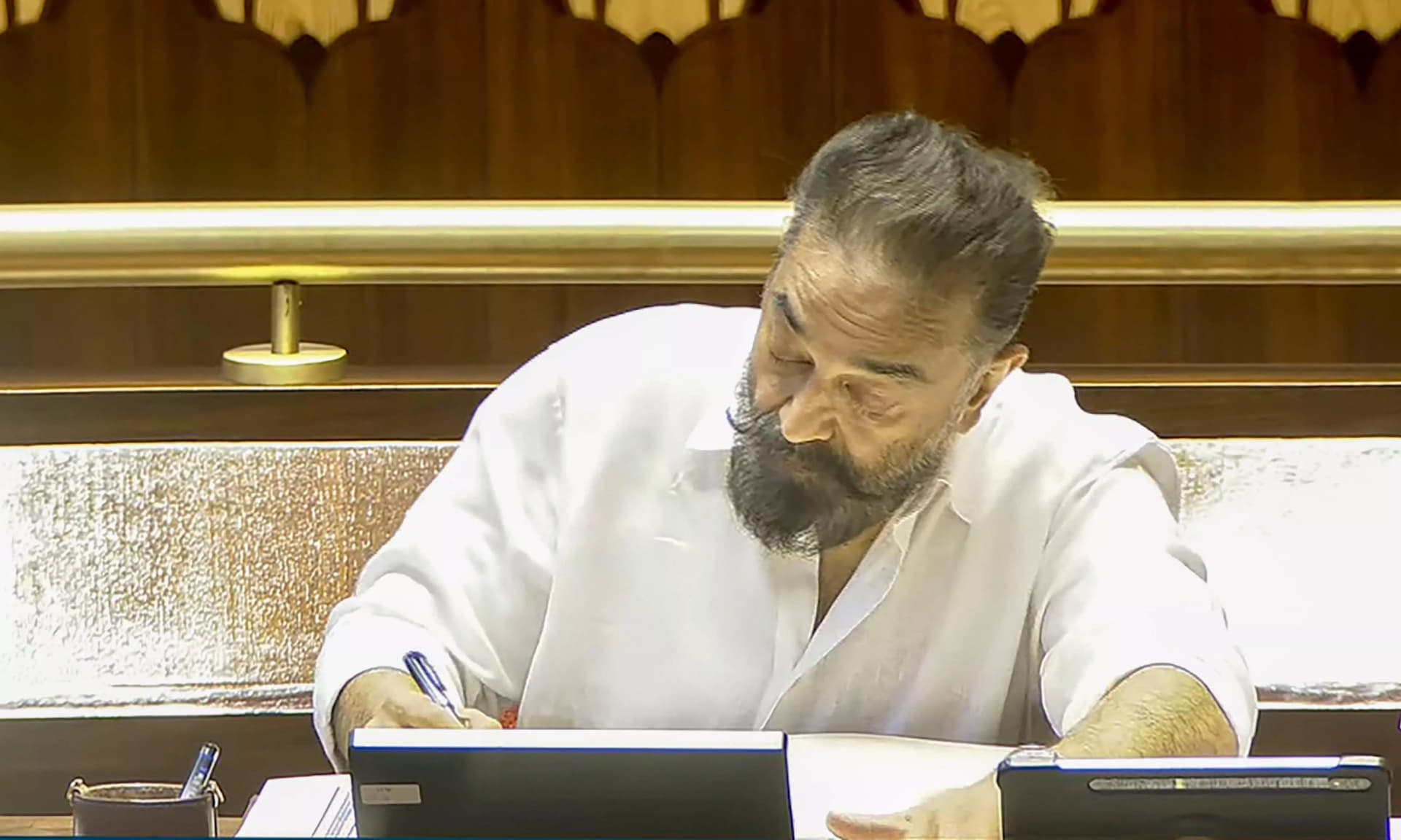 Actor Kamal Haasan: రాజ్యసభ ఎంపీగా కమల్ హాసన్.. తమిళ భాషలో ప్రమాణస్వీకారం