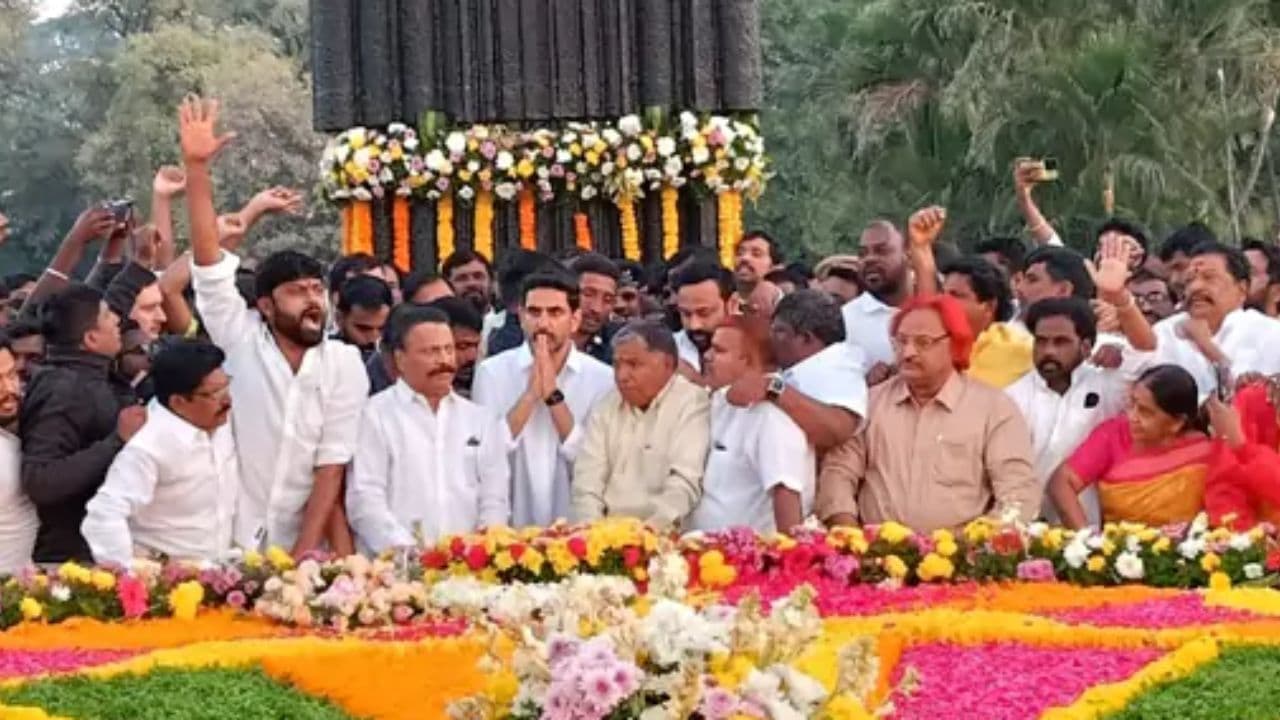 NTR Ghat:ఎన్టీఆర్ 30వ వర్థంతి.. నివాళులర్పించిన ఐటీ మంత్రి
