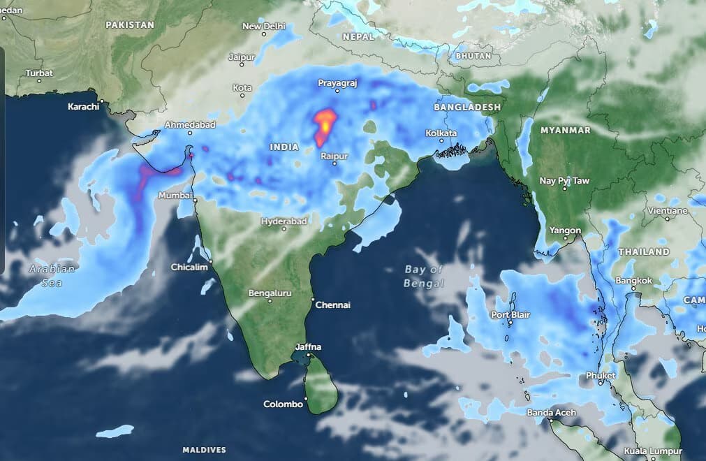AP and Telangana Weather Update: ఏపీ, తెలంగాణలో మరో రెండు రోజులు భారీ వర్షాలు.. ఐఎండీ అలెర్ట్!