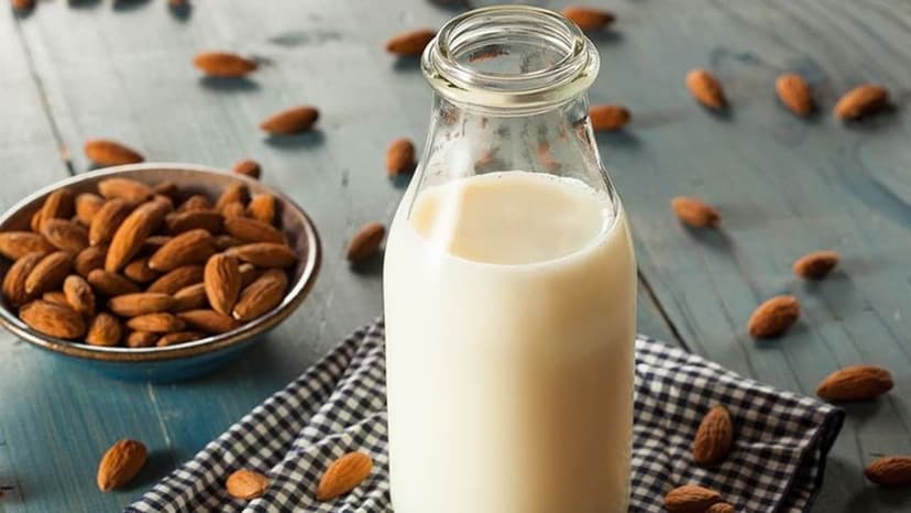 Health benefits of drinking almond milk:బాదం పాలు తాగడం వల్ల కలిగే ఆరోగ్య ప్రయోజనాలు మీకు తెలుసా..?