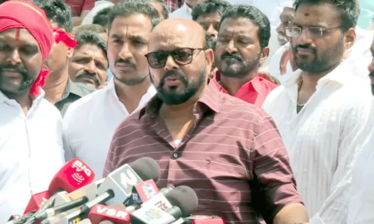 Konda Murali: కాంగ్రెస్ పార్టీ అంటే గౌరవం ఉంది : కొండా మురళి