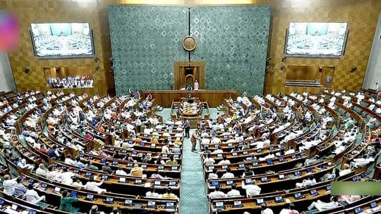 Operation Sindoor: పార్లమెంట్లో ఆపరేషన్ సిందూర్పై చర్చ.. ప్రభుత్వాన్ని ప్రశ్నించేందుకు సిద్ధమవుతున్న ప్రతిపక్షాలు!