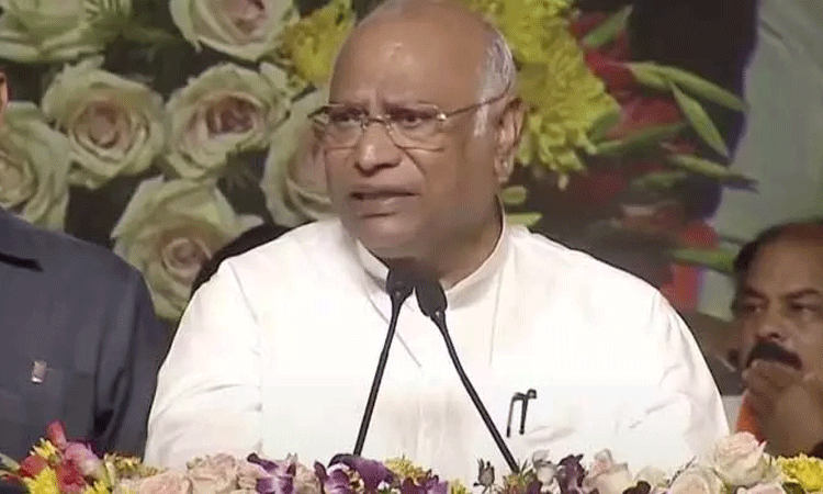 Mallikarjun Kharge: మోదీ, అమిత్షా అబద్ధాలు చెప్పి అధికారంలోకి వచ్చారు: ఖర్గే సంచలన వ్యాఖ్యలు