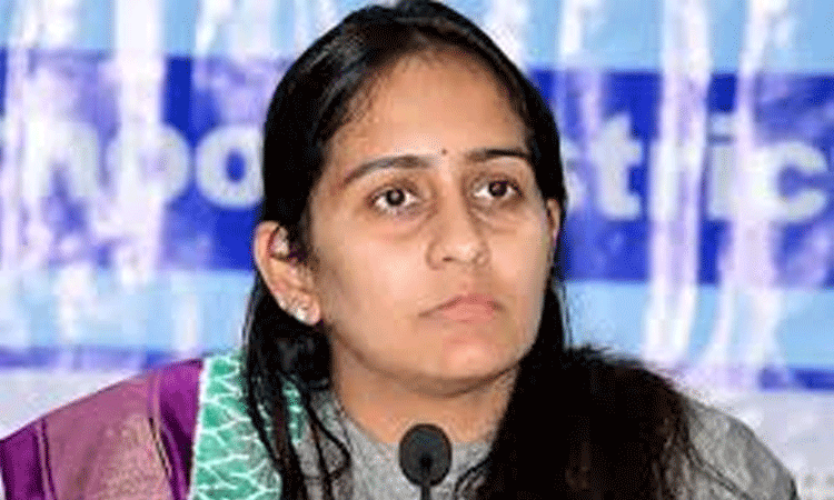 MP Sabari: పులివెందుల జగన్ అడ్డా కాదు.. టీడీపీ కంచుకోట కాబోతోంది: ఎంపీ శబరి