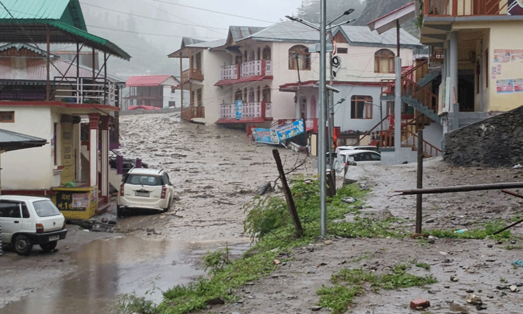 Uttarakhand: ధరాలీలో జల ప్రవాహం.. రంగంలోకి ఇండియన్ ఆర్మీ